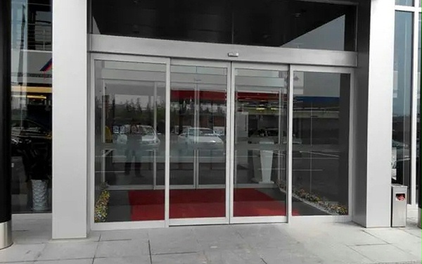 感應(yīng)自動門突遇斷電（停電）怎么辦？如何鎖門？