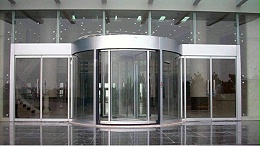 自動(dòng)兩翼門的清潔與使用