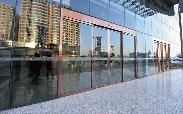 我來(lái)答：感應(yīng)門(mén)感應(yīng)不開(kāi)如何維修？