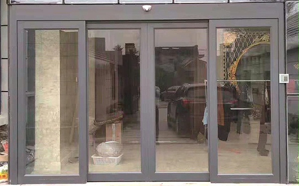 帶你了解自動感應(yīng)門的核心配件-控制器使用、維修與維護