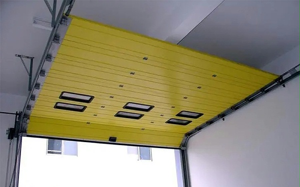 工業(yè)門各種安裝方式如何選擇？