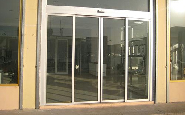 維修Panasonic松下重型自動門常見故障方法