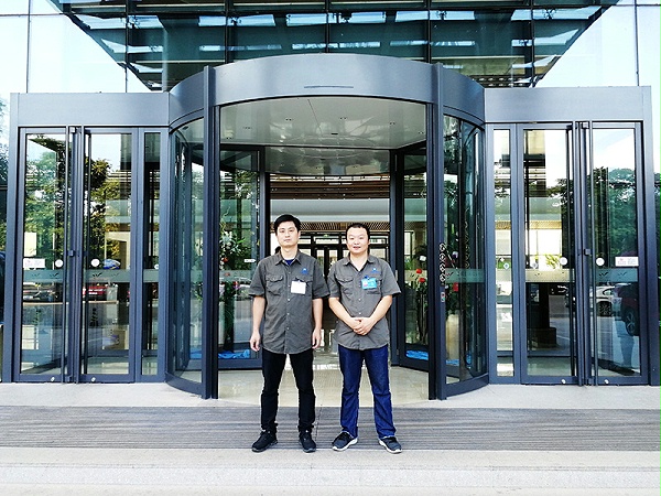 門道佰分佰自動門維修團隊六