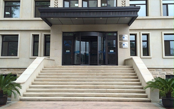 維修旋轉(zhuǎn)門(mén)日常故障的方法及故障原因分析