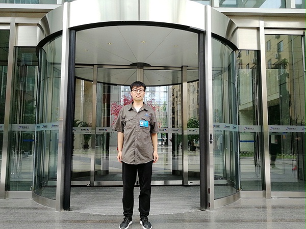 門道佰分佰旋轉(zhuǎn)門維修師傅