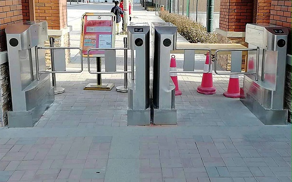 擺閘在刷卡檢票時通行故障處理辦法