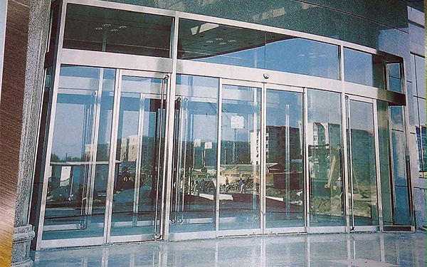 如何正確使用自動(dòng)門，你get了嗎？