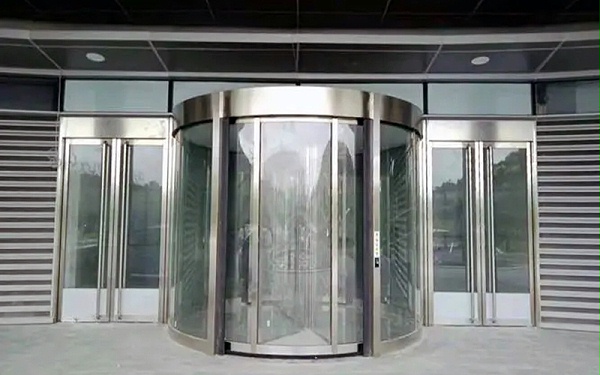 如何判斷自動旋轉門PLC程序好與壞？