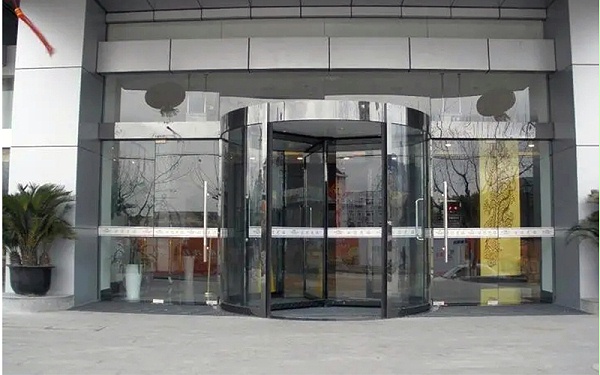 如何判斷自動旋轉門PLC程序好與壞？