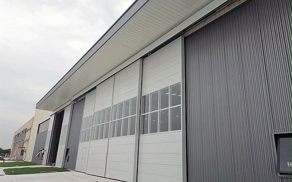 工業(yè)門種類繁多，如何為不同場景挑選合適的門？2