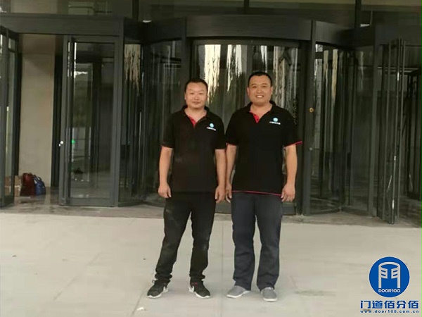 濟(jì)南黨校多瑪自動旋轉(zhuǎn)門電器系統(tǒng)維修升級服務(wù)