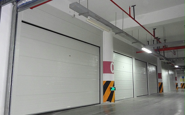 工業(yè)門故障維修方法，工業(yè)門壞了就找門道佰分佰