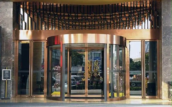 定期保養(yǎng)對(duì)于自動(dòng)旋轉(zhuǎn)門(mén)的意義何在？