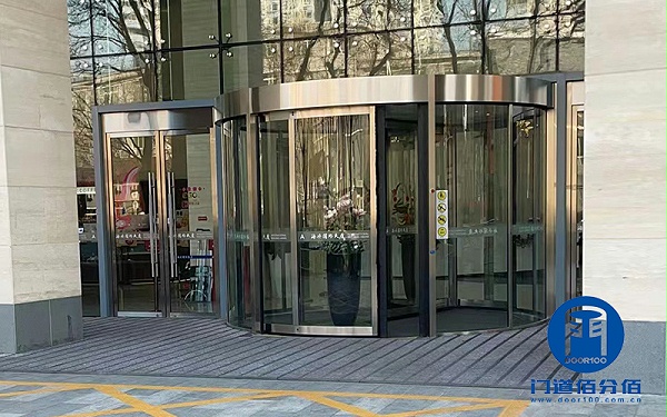 北京西城區(qū)大廈進(jìn)出口多瑪兩翼門(mén)安全巡檢