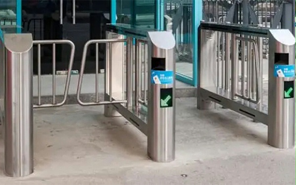 室外速通門(mén)防雨、防水小妙招