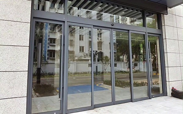 寒冷冬季，如何讓自動門遠離故障？