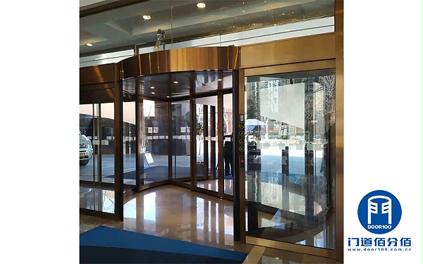 酒店入口門區(qū)旋轉(zhuǎn)門與地彈門保養(yǎng)項目