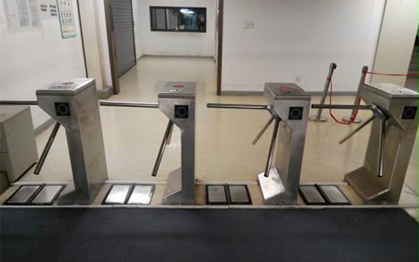 三輥閘機(jī)機(jī)械故障檢測(cè)維修方法