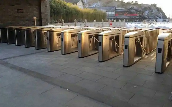 冬季戶外閘機使用必讀