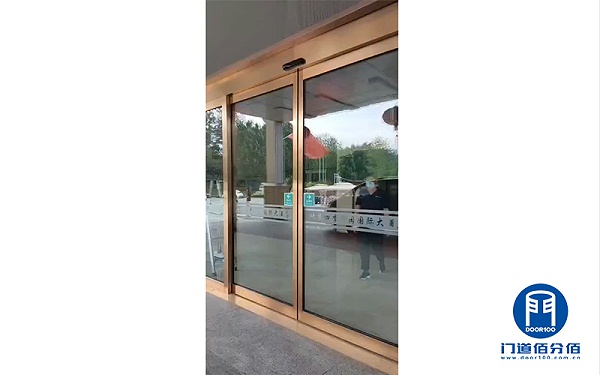 自動(dòng)玻璃感應(yīng)門啟動(dòng)與防夾二合一感應(yīng)器安裝服務(wù)