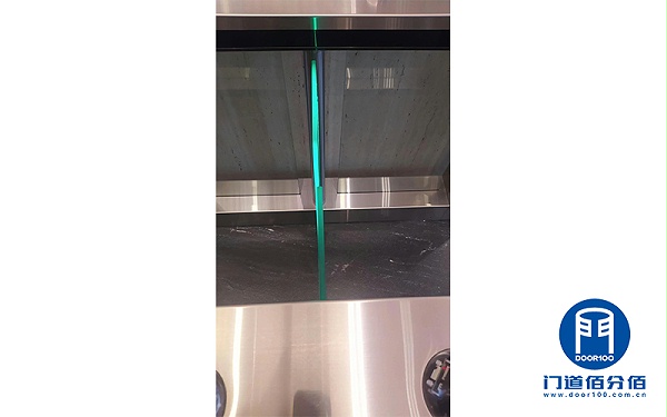 維修寶盾（BOON EDAM）擺閘擺門關不正故障4