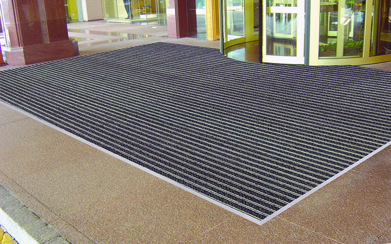 大廈進(jìn)出口防滑方法大解析