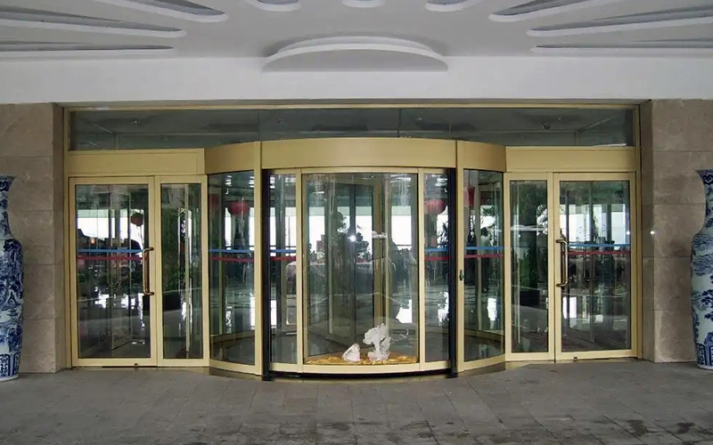 自動旋轉門運行條件與使用須知