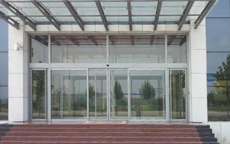 感應電動門附件配置及售后維護注意事項