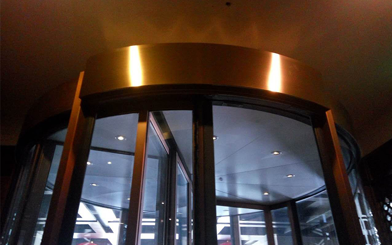 冬季熱風(fēng)幕使用須知