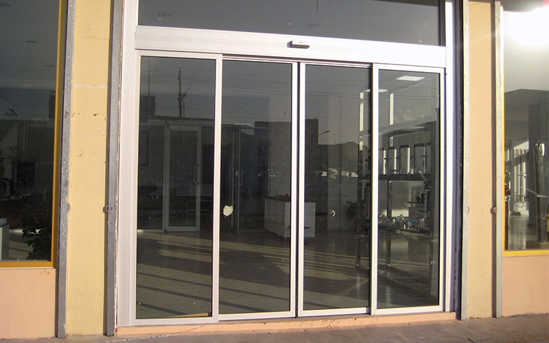 自動門冬季使用須知：保養(yǎng)維護與操作注意