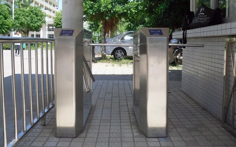 三輥閘機安裝應(yīng)該注意哪些？