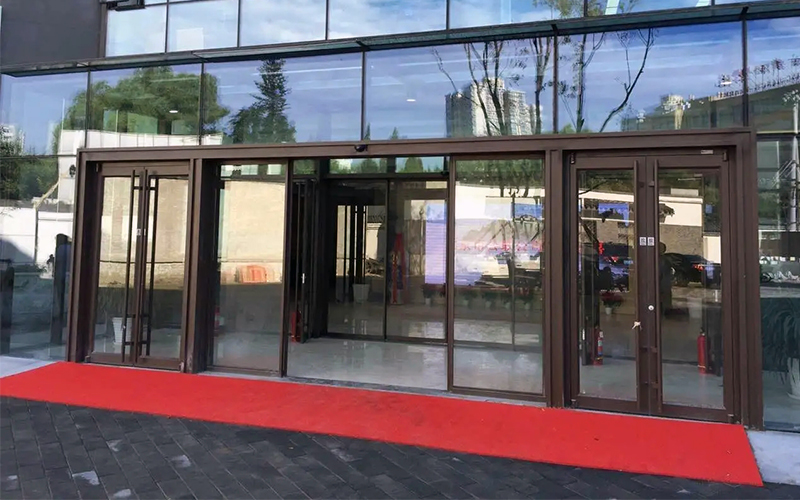 區(qū)別對(duì)比：自動(dòng)門VS手動(dòng)門