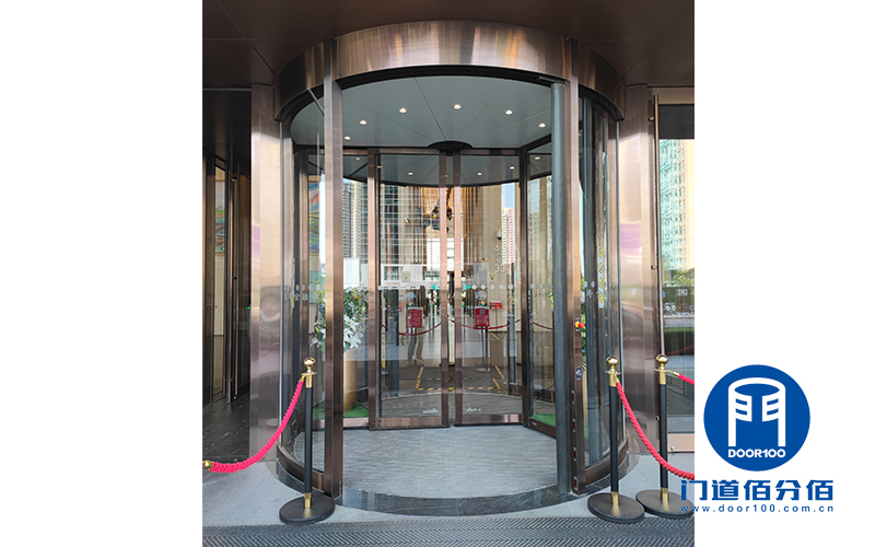經(jīng)典案例丨寶盾自動(dòng)兩翼旋轉(zhuǎn)門養(yǎng)護(hù)保養(yǎng)服務(wù)