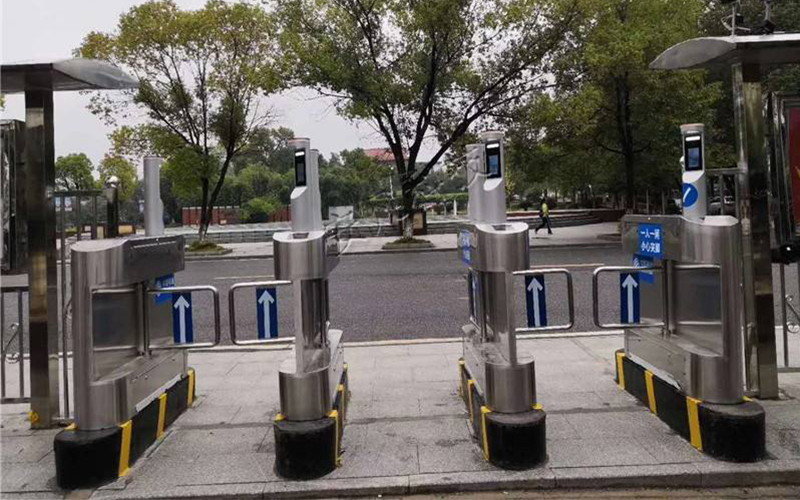 小區(qū)人臉識別擺閘系統(tǒng)