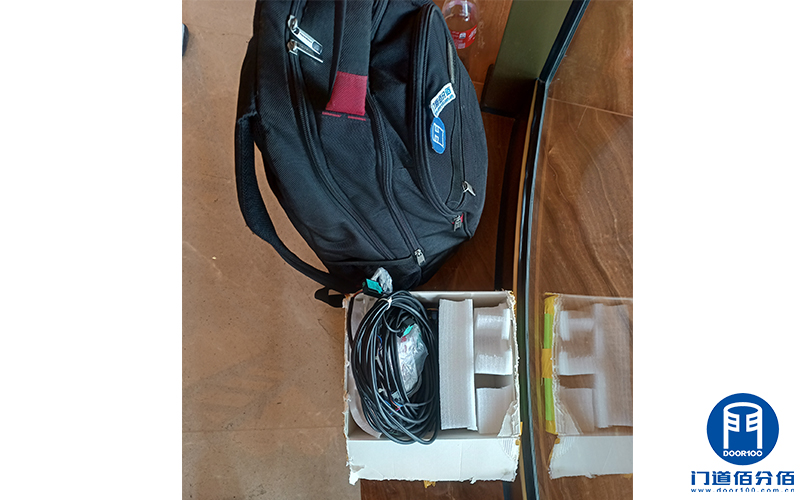 自動(dòng)兩翼旋轉(zhuǎn)門(mén)足部安全升級(jí)配件準(zhǔn)備